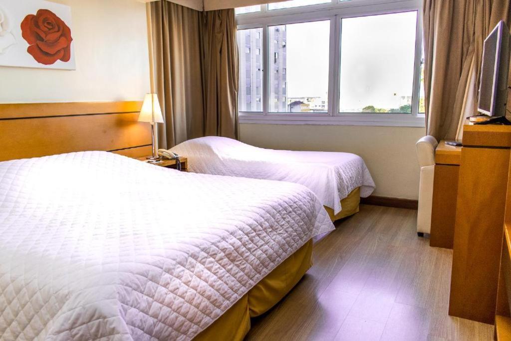 Hotel Jacques Georges Business Pelotas Exteriör bild