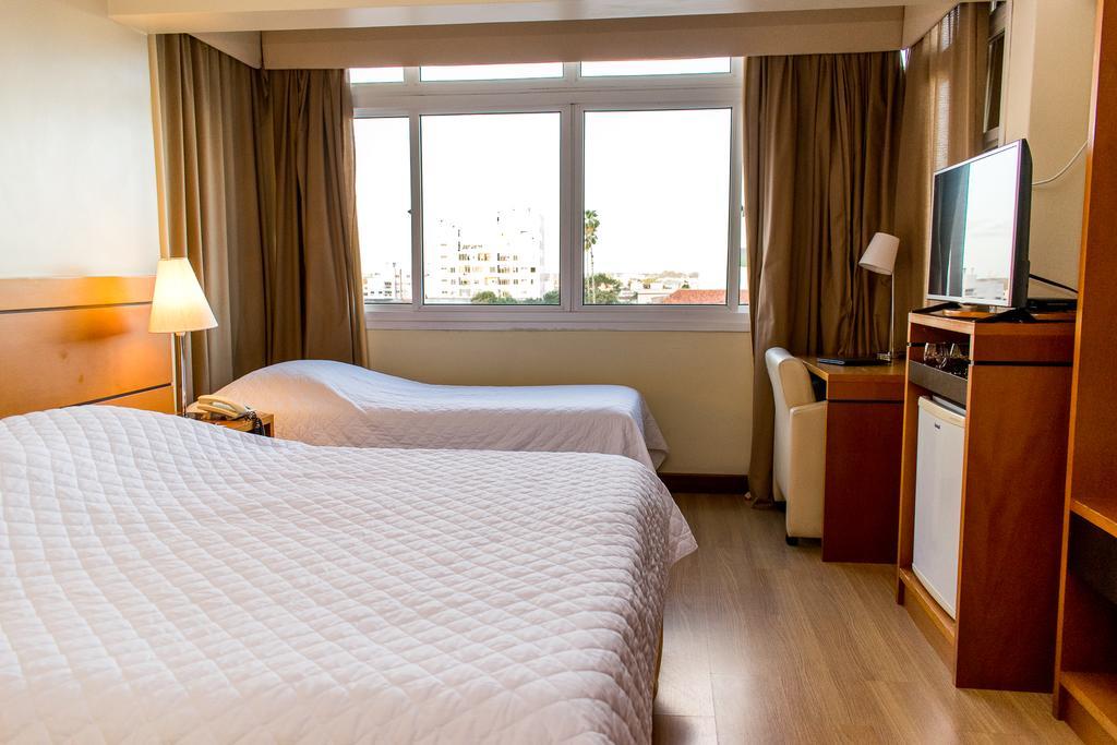 Hotel Jacques Georges Business Pelotas Exteriör bild