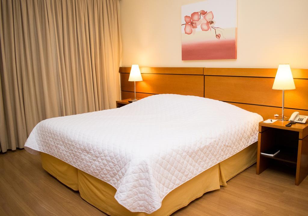 Hotel Jacques Georges Business Pelotas Exteriör bild