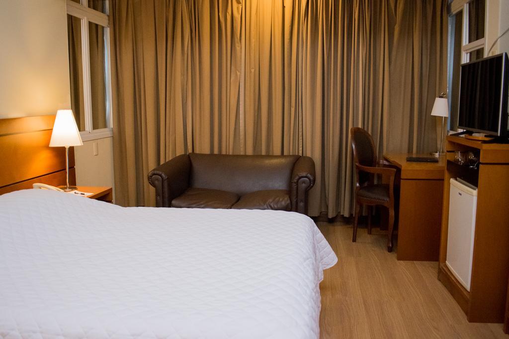 Hotel Jacques Georges Business Pelotas Exteriör bild